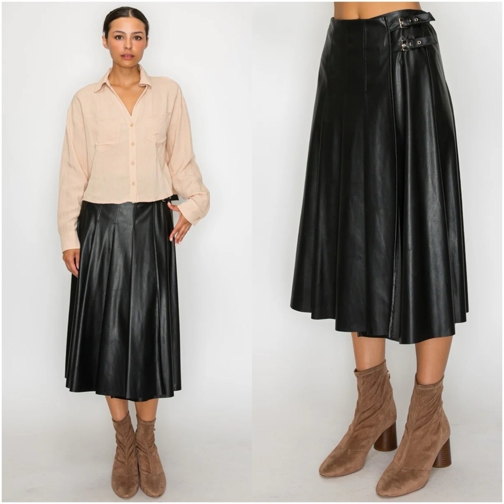 Black Pleated Faux Leather  Skirt
